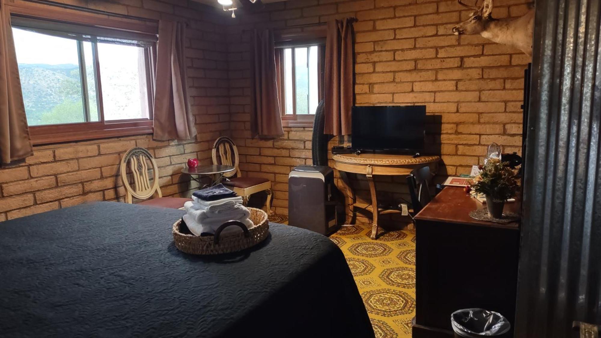 Rustic Rooms By Kings Canyon & Sequoia National Parks Yokuts Valley  Rom bilde